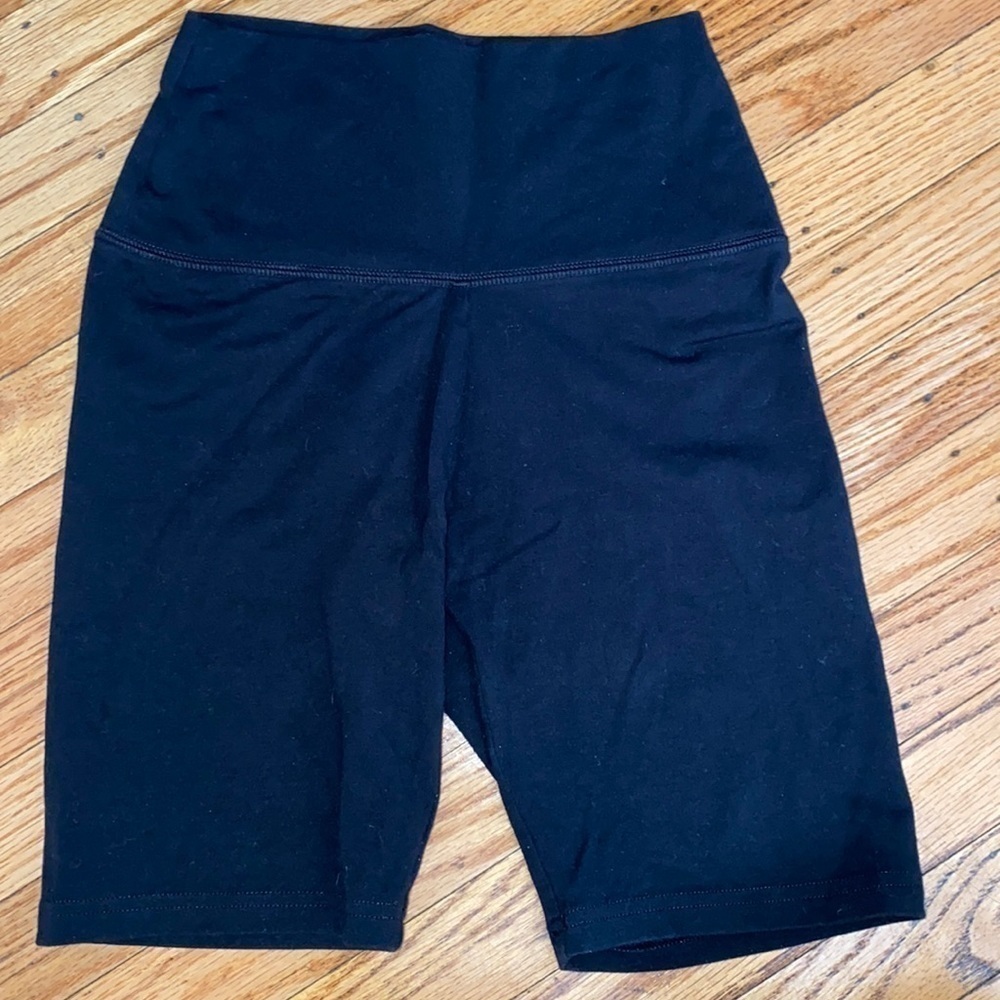AERIE sz small bike short